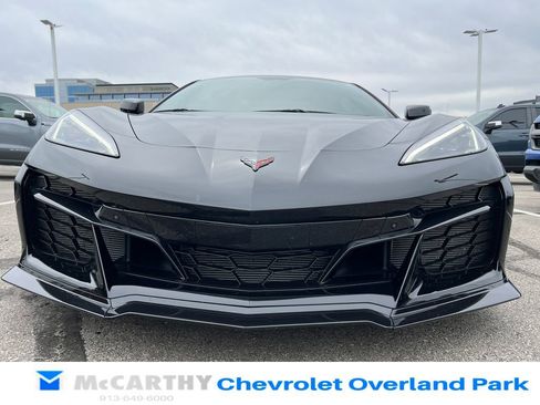 Used 2023 Chevrolet Corvette Z06 image 8