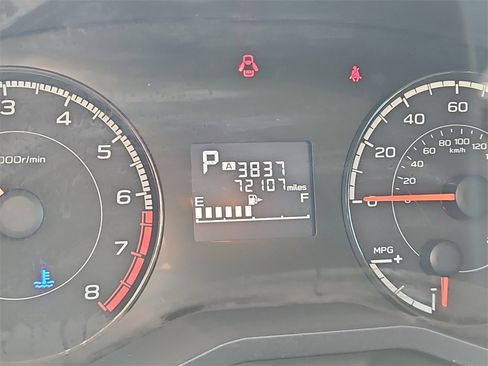 Used 2019 Subaru Crosstrek 2.0i Premium w/ Moonroof Package image 19