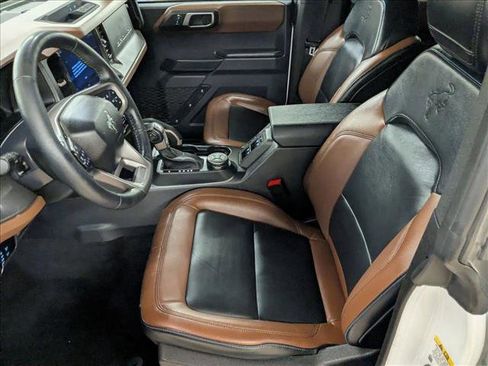 Used 2024 Ford Bronco Outer Banks image 19