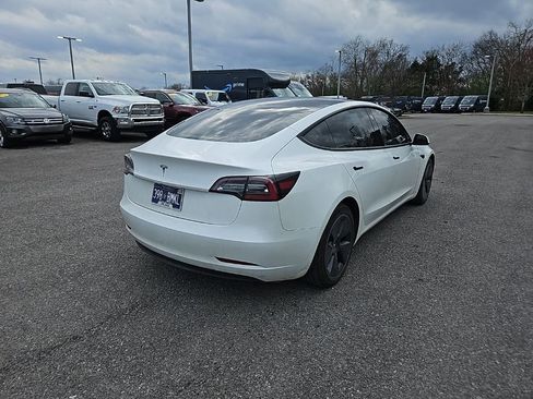 Used 2023 Tesla Model 3 Standard Range image 7
