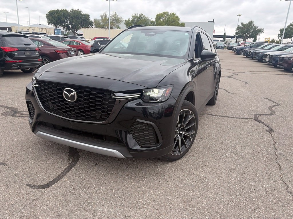Used 2025 MAZDA CX-70 Plug-In Hybrid w/ Premium Plus AWD/4WD image 2