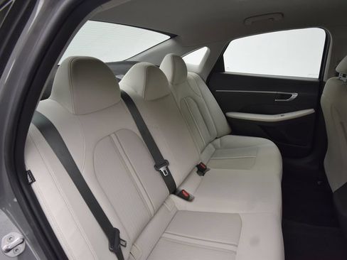 Used 2023 Hyundai Sonata SE w/ Cargo Package FWD image 24