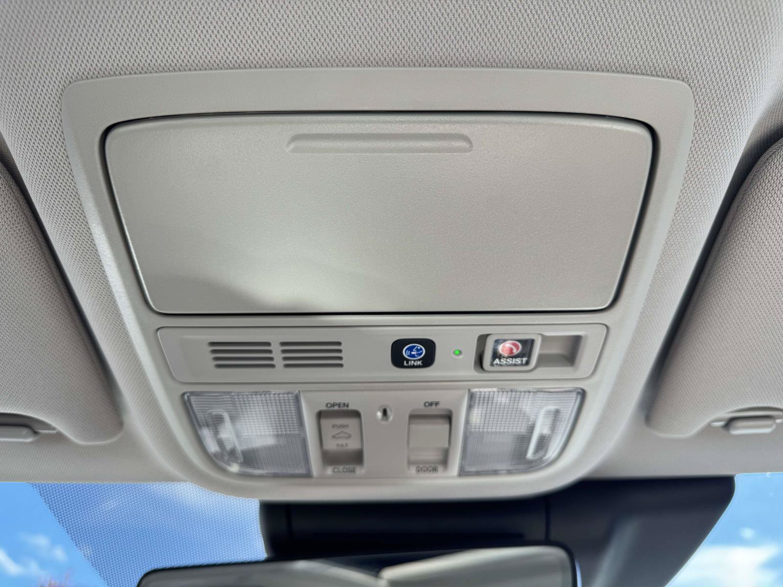 Used 2018 Honda Accord Touring image 29