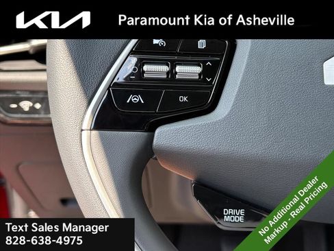 New 2026 Kia Niro LX FWD image 24