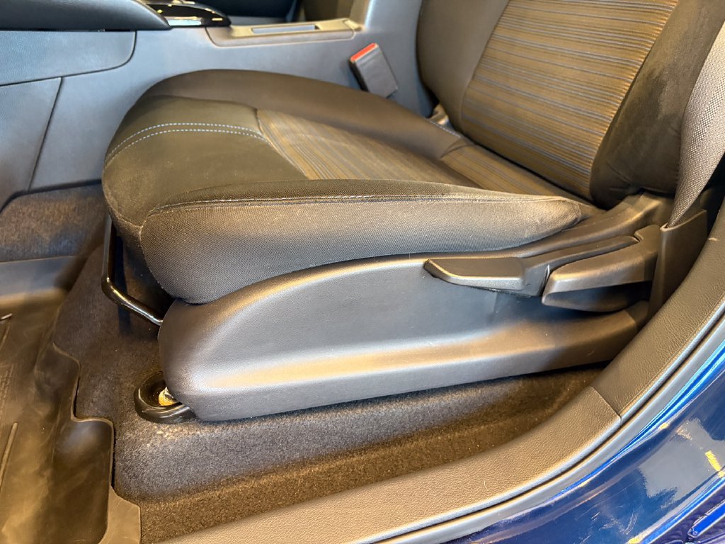 Used 2019 Nissan Leaf SV w/ Protection Package FWD image 16