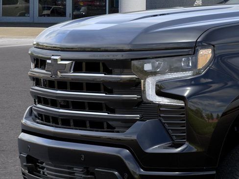 New 2026 Chevrolet Silverado 1500 High Country w/ High Country Premium Package AWD/4WD image 14