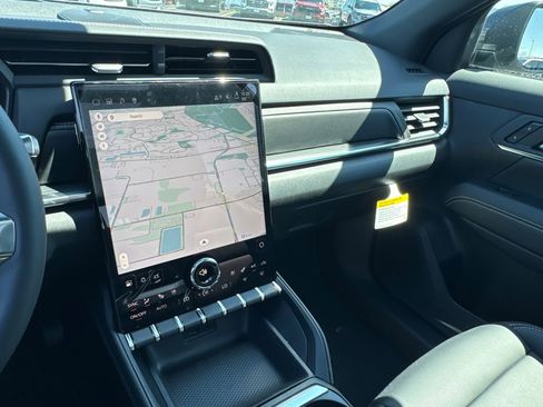 New 2026 GMC Terrain Elevation w/ Elevation Premium Package AWD/4WD image 31