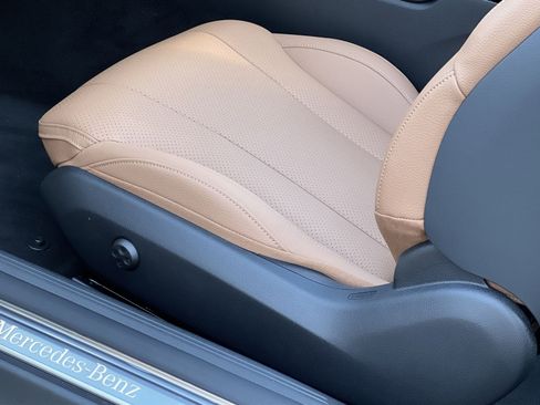 New 2026 Mercedes-Benz CLE 300 4MATIC Cabriolet image 12