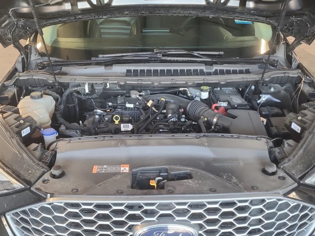 Used 2023 Ford Edge SEL AWD/4WD image 12