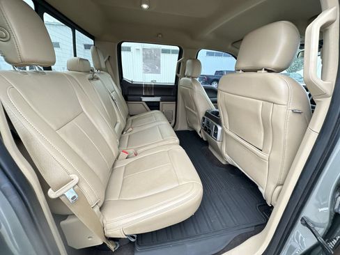 Used 2019 Ford F150 Lariat w/ Equipment Group 502A Luxury AWD/4WD image 26