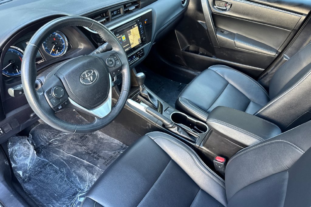 Certified 2019 Toyota Corolla XLE FWD image 9