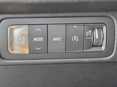 New 2026 Chevrolet Traverse Z71 w/ Enhanced Driving Package image 7