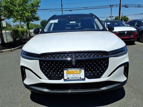 New 2026 Lincoln Nautilus Reserve w/ Jet Appearance Package AWD/4WD image 2