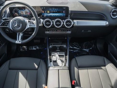 New 2026 Mercedes-Benz GLB 250 4MATIC image 21