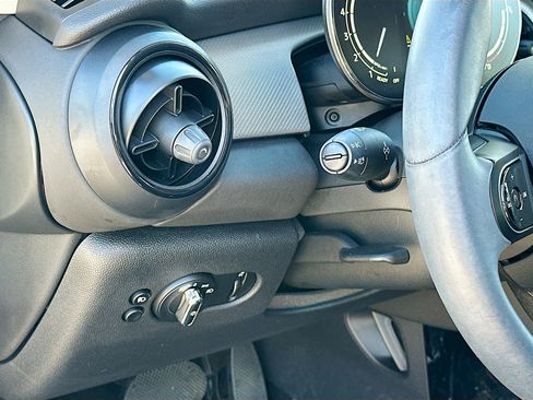 Certified 2023 MINI Cooper S image 10