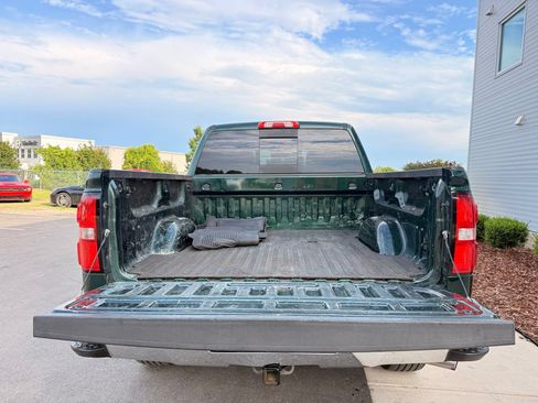 Used 2015 GMC Sierra 1500 SLT w/ SLT Crew Cab Value Package AWD/4WD image 45