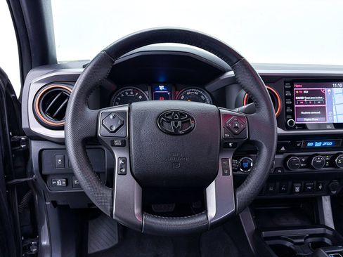 Used 2021 Toyota Tacoma TRD Pro AWD/4WD image 31