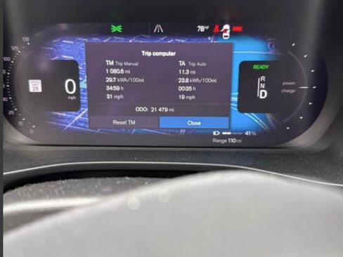Used 2023 Volvo XC40 Recharge Plus w/ Protection Package Premier AWD/4WD image 17