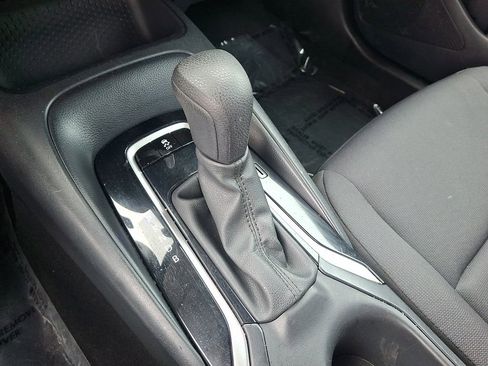 Used 2024 Toyota Corolla LE FWD image 17