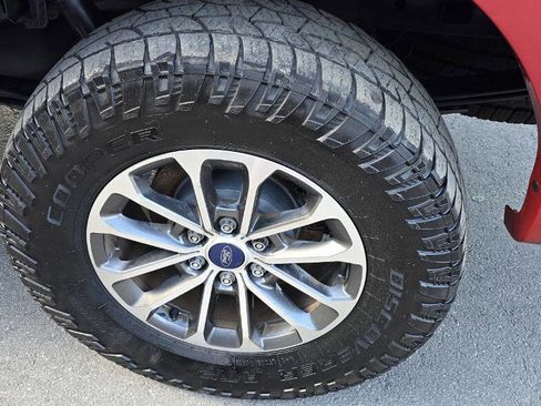 Used 2010 Ford F150 Lariat AWD/4WD image 10