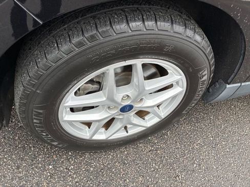 Used 2022 Ford Edge SEL w/ Convenience Package image 11