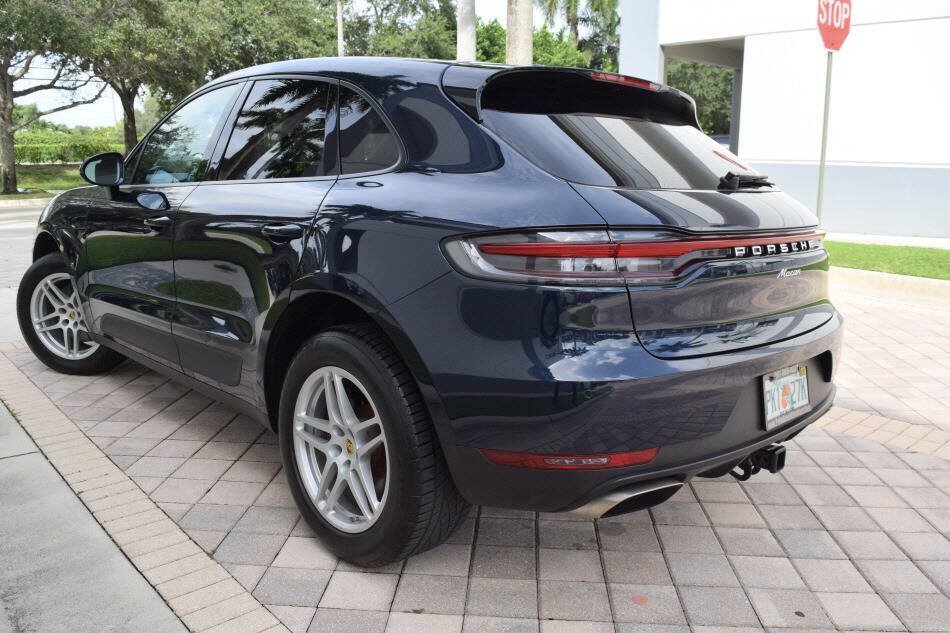 Used 2019 Porsche Macan AWD/4WD image 5