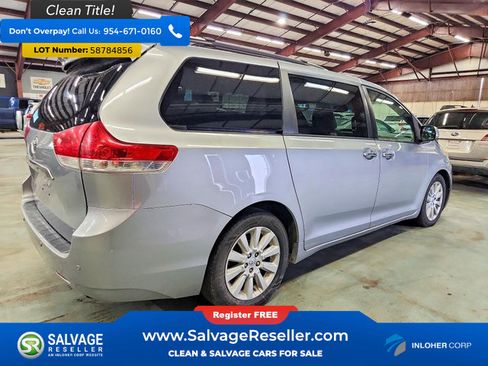 Used 2014 Toyota Sienna XLE w/ Entertainment Package AWD/4WD image 4