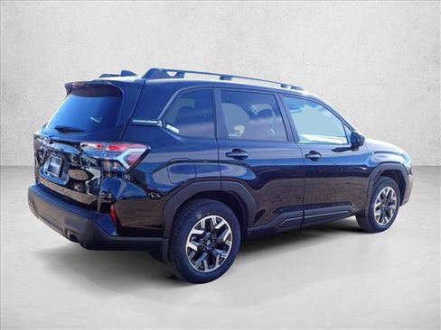 Used 2026 Subaru Forester Premium AWD/4WD image 4