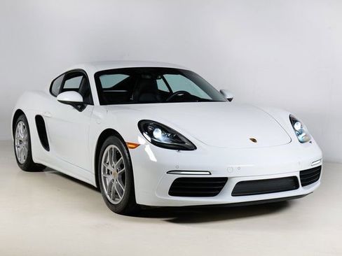 Used 2018 Porsche 718 Cayman image 1
