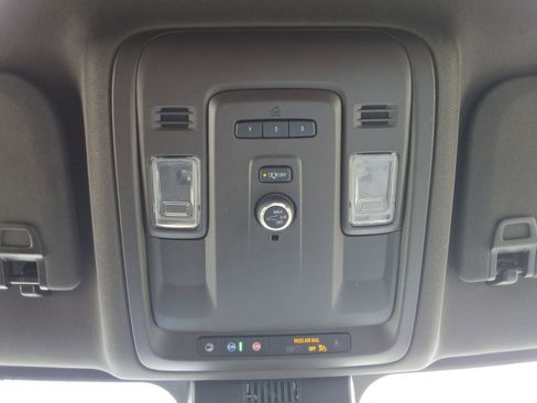 Used 2023 Chevrolet Tahoe LT AWD/4WD image 20