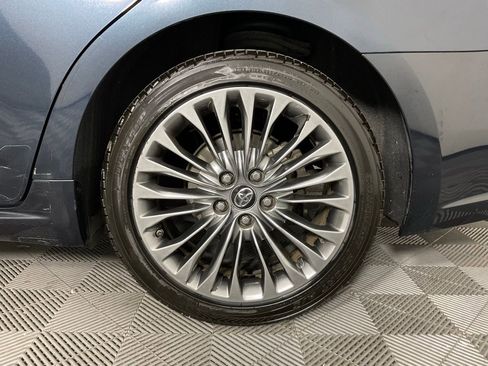 Used 2016 Toyota Avalon Limited w/ Protection Package FWD image 10