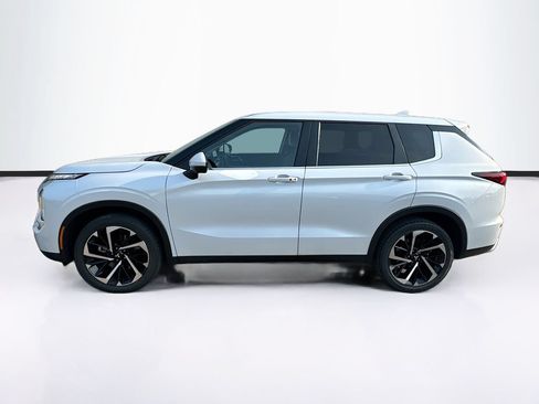 Used 2024 Mitsubishi Outlander SE AWD/4WD image 8