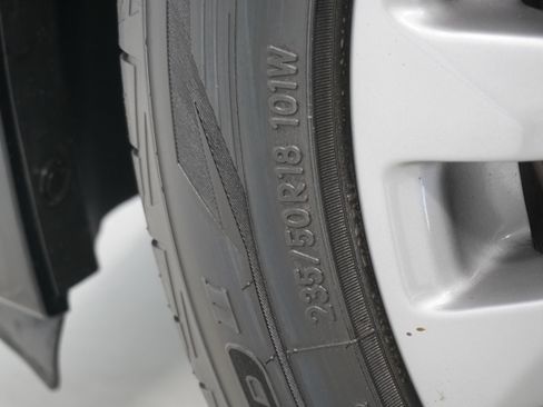 Used 2011 Cadillac CTS Premium image 26