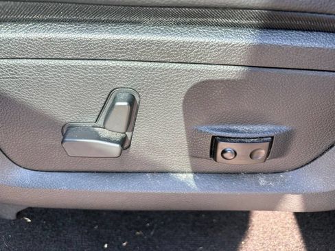 Used 2017 RAM 1500 Lone Star RWD image 17