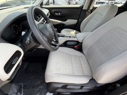 Used 2024 Honda HR-V LX image 15