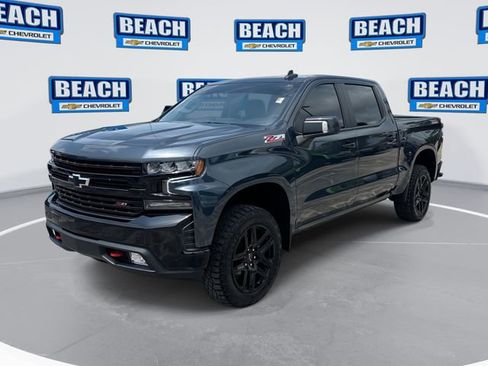 Used 2022 Chevrolet Silverado 1500 LT Trail Boss w/ Safety Package AWD/4WD image 1