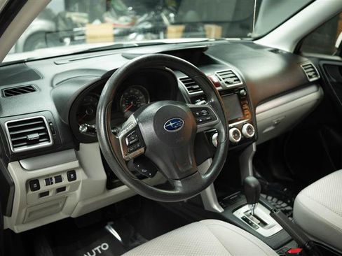 Used 2016 Subaru Forester 2.5i Premium image 9