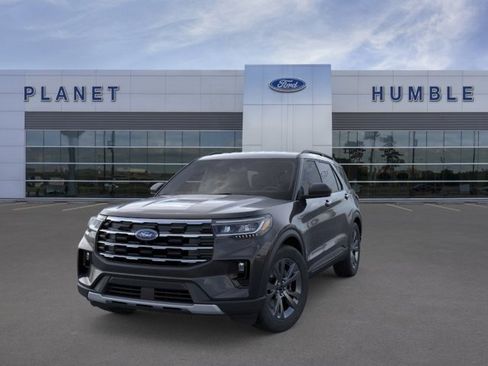 New 2026 Ford Explorer Active w/ Active Comfort Package image 2