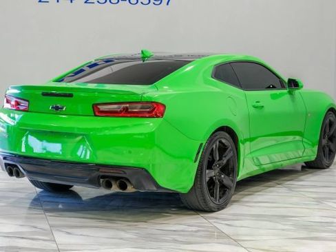 Used 2017 Chevrolet Camaro LT RWD image 11