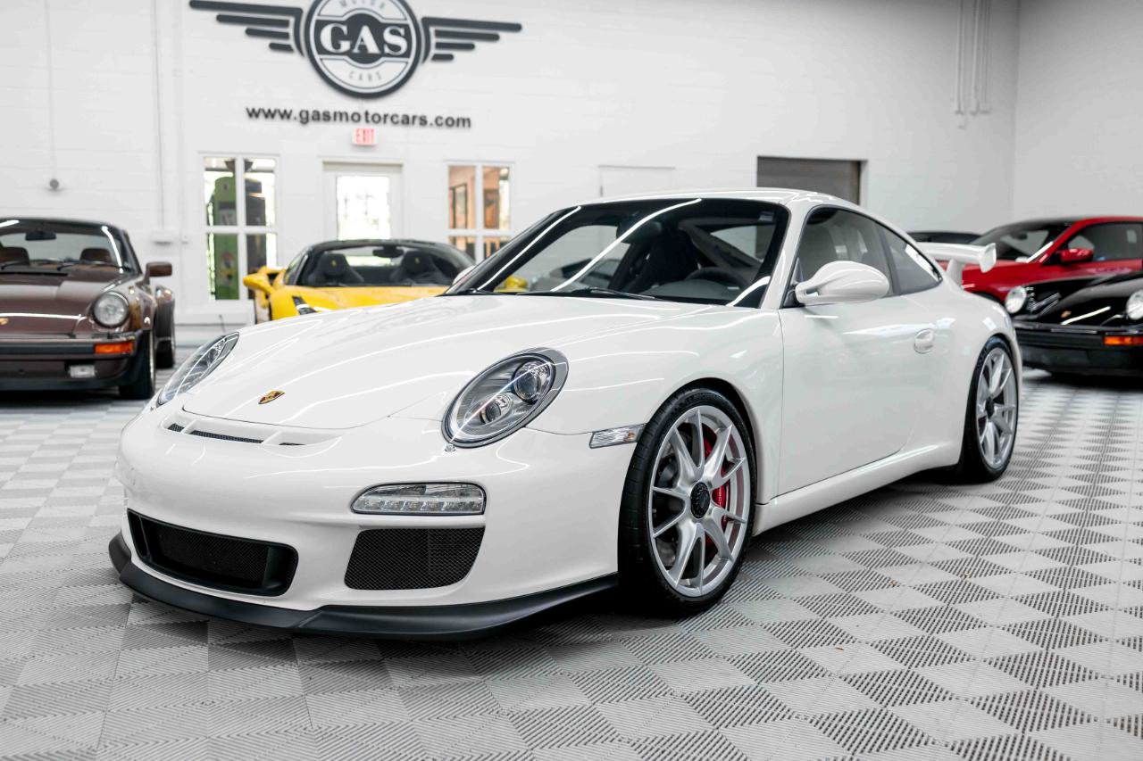 Used 2010 Porsche 911 GT3 RWD image 7