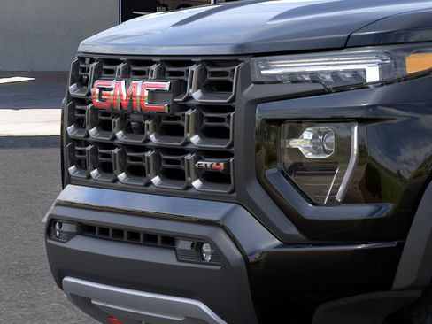 New 2026 GMC Canyon AT4 image 13