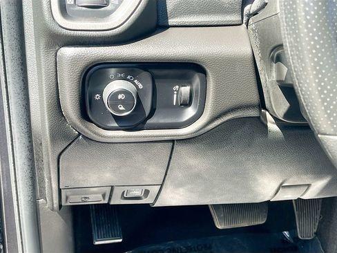 Used 2025 RAM 2500 Tradesman AWD/4WD image 10