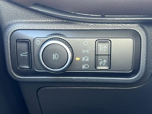 Used 2025 Ford Explorer Platinum w/ LUX Leather Package image 31