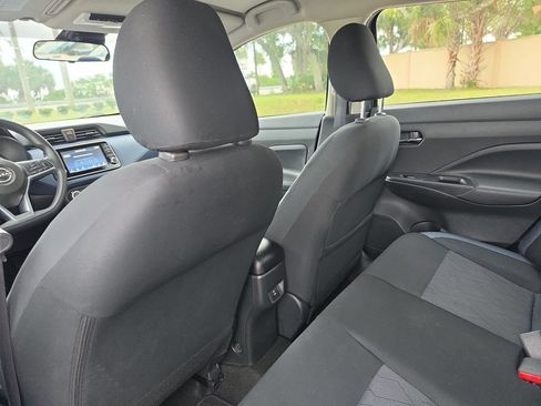 Used 2023 Nissan Versa SV FWD image 11