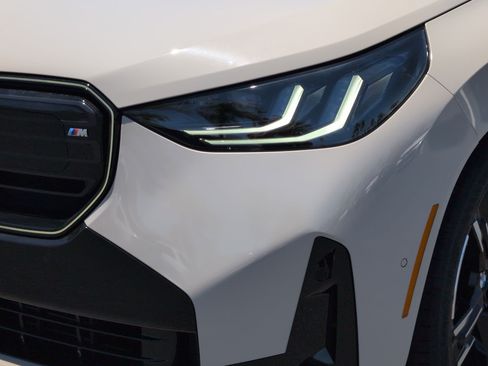 New 2026 BMW X3 M50 w/ Premium Package AWD/4WD image 6