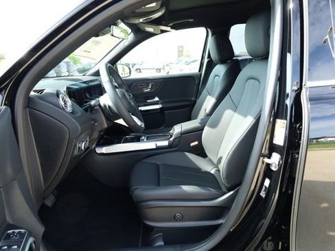 New 2026 Mercedes-Benz GLB 250 4MATIC image 25