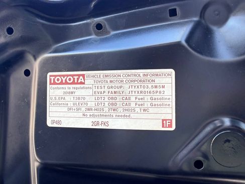 Used 2018 Toyota Highlander SE AWD/4WD image 40