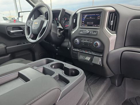 New 2026 Chevrolet Silverado 1500 Custom RWD image 16