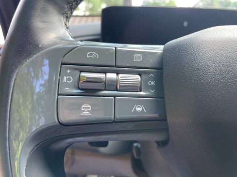 Used 2024 Kia EV9 GT-Line AWD/4WD image 11