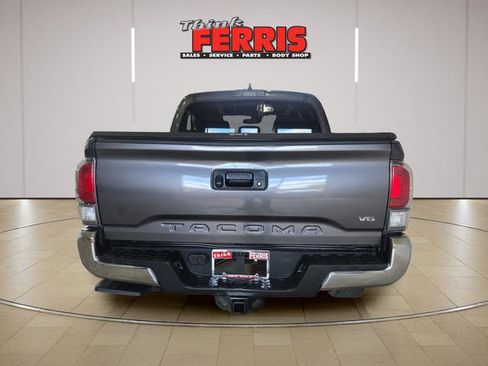 Used 2022 Toyota Tacoma TRD Off-Road AWD/4WD image 6